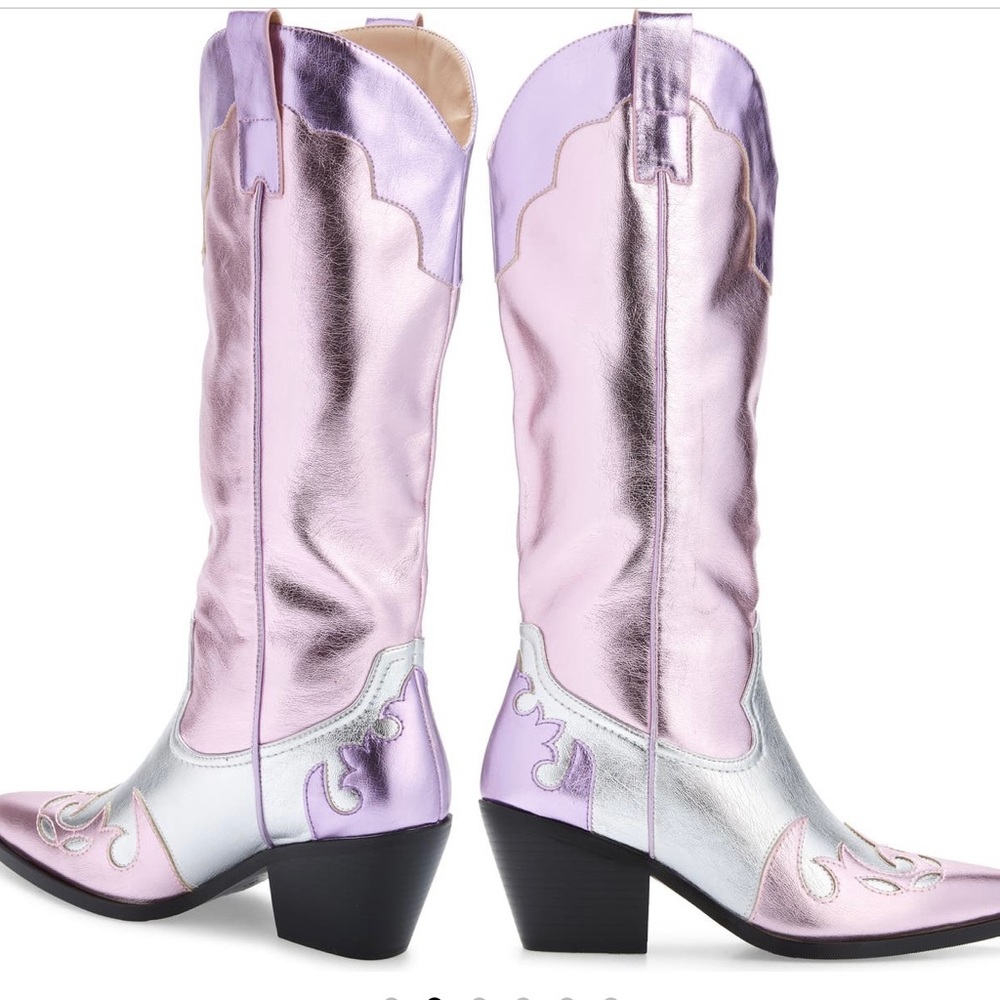 Bought these adorable boots for a concert but they sadly did not match my outfit
